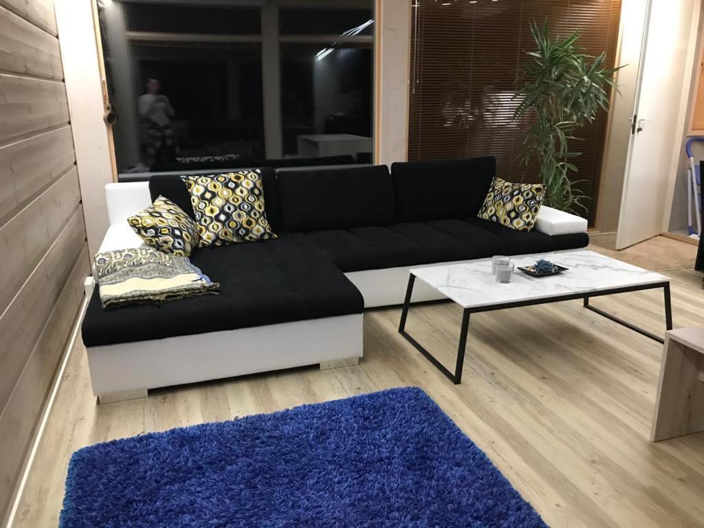 Villa Váibmu Inari Esterno foto